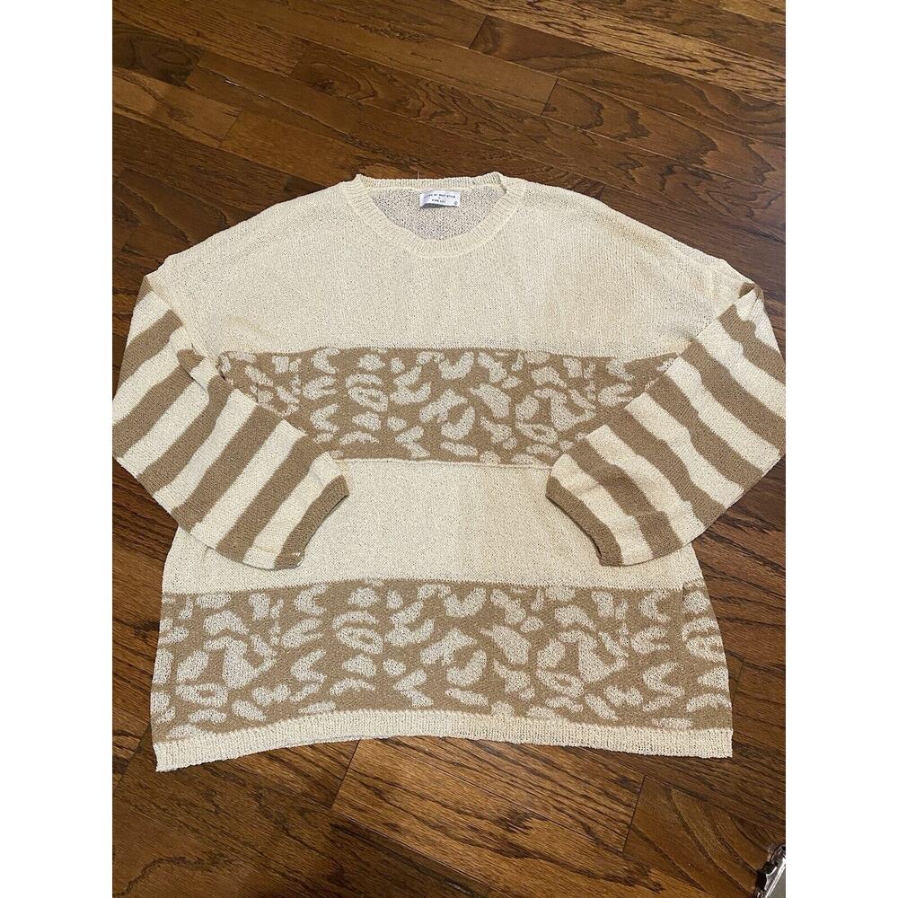 Pink Lily Women’s Oversized Cheetah/Stripes Size Large